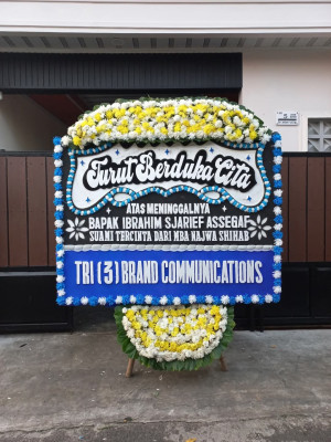 Papan Bunga Duka di Ratu Sima